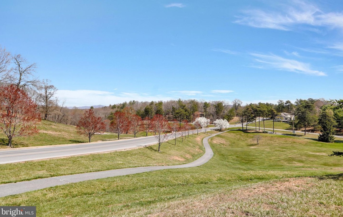 283 The Woods Rd, Hedgesville WV  25427-6886 exterior