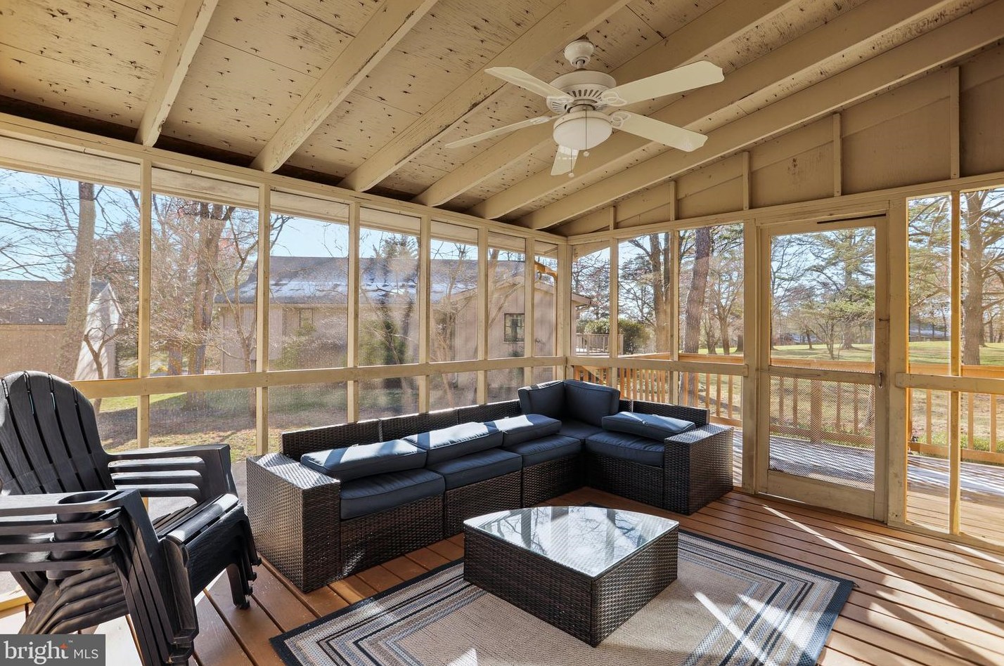 283 The Woods Rd, Hedgesville WV  25427-6886 exterior