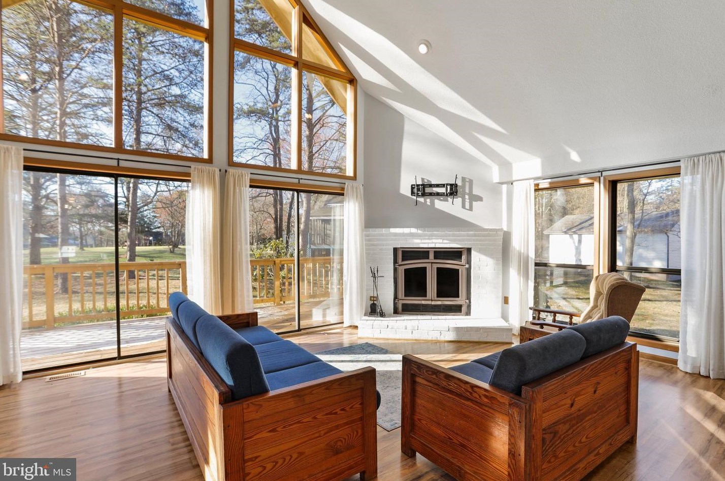 283 The Woods Rd, Hedgesville WV  25427-6886 exterior