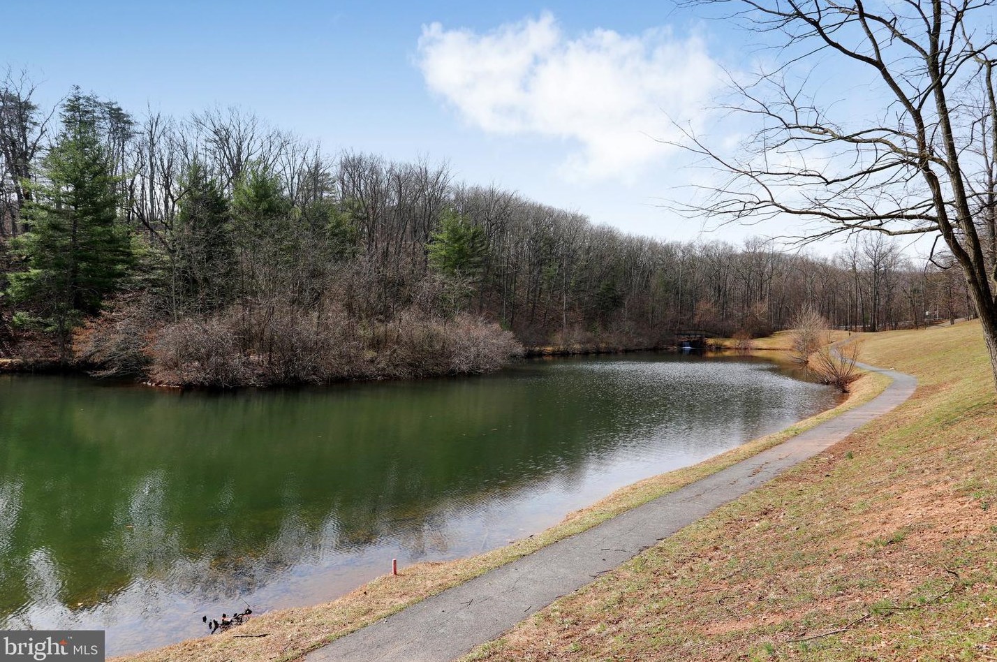 283 The Woods Rd, Hedgesville WV  25427-6886 exterior