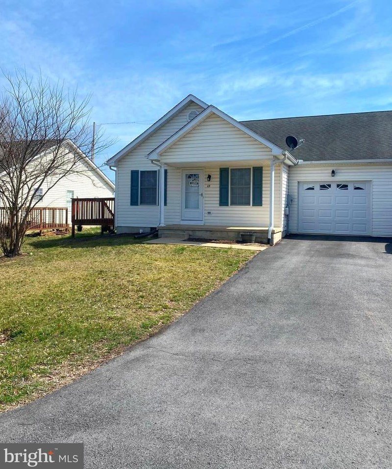 65 Disciple Ln, Inwood, WV 25428