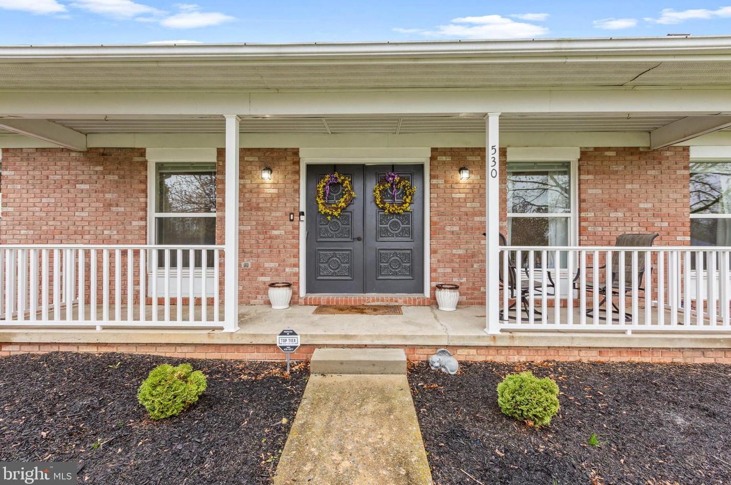 530 Mimosa Dr, Martinsburg, WV 25404-0647