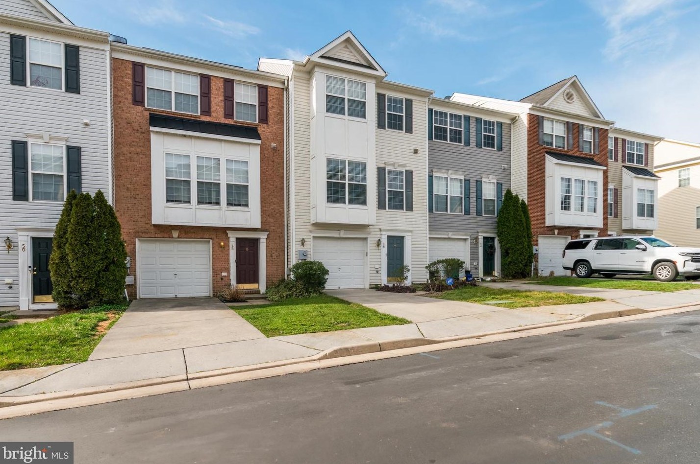 46 Hokes Run, Inwood, WV 25428