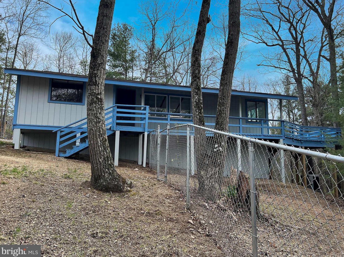 327 Crowfoot Ln, Gerrardstown, WV 25420-3020