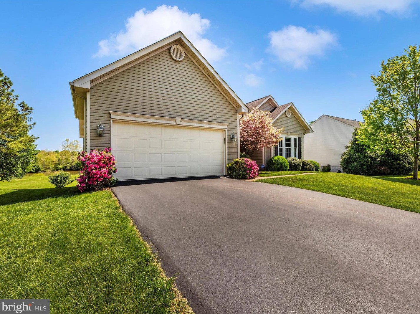 282 Hook Dr, Martinsburg, WV 25405