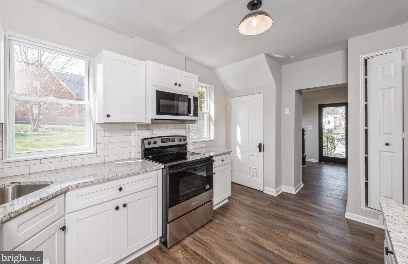 824 Virginia Ave, Martinsburg WV  25401-2138 exterior