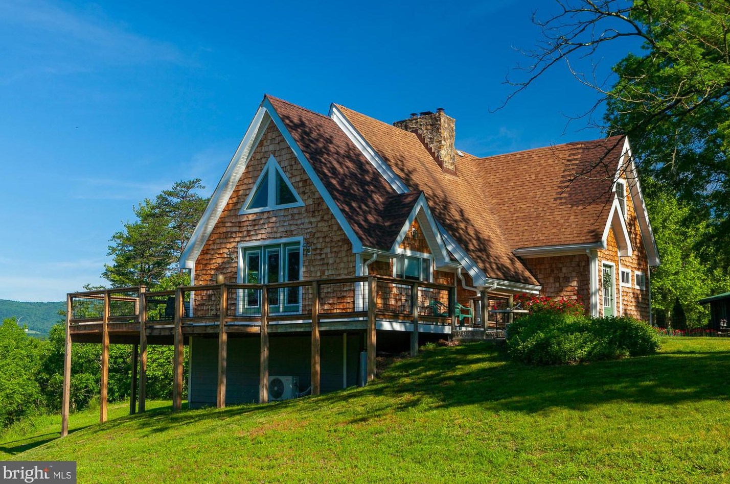 595 Ganotown Rd, Gerrardstown, WV 25420-3544