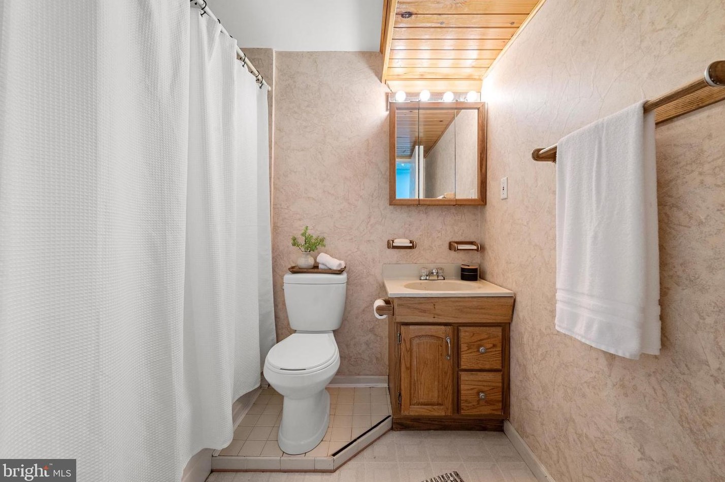 61 Putnam Dr, Inwood WV 25428-3705 exterior