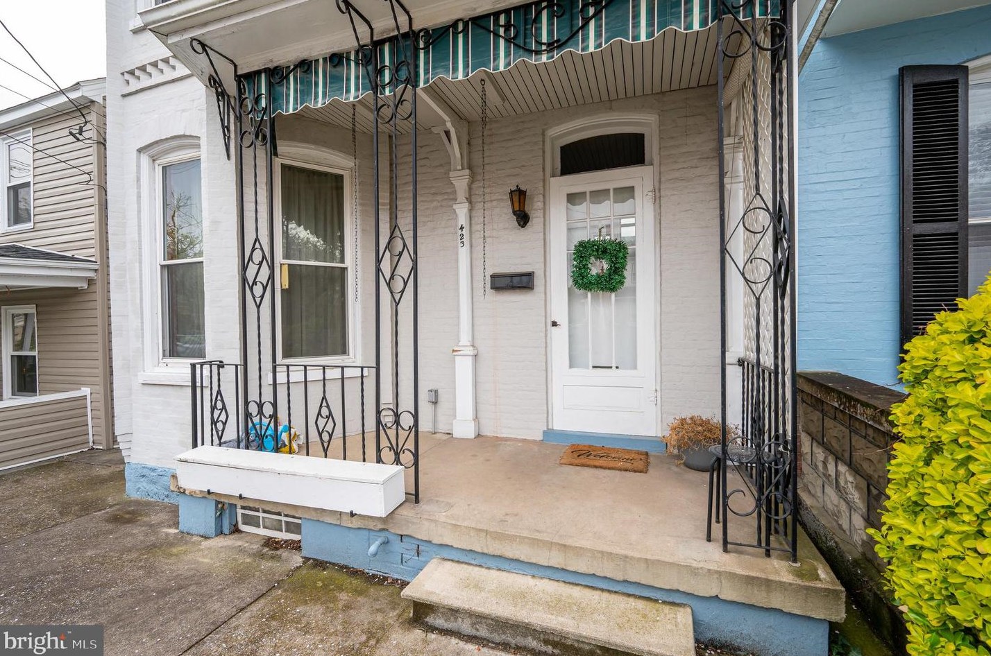 423 Martin St, Martinsburg WV  25401-2746 exterior