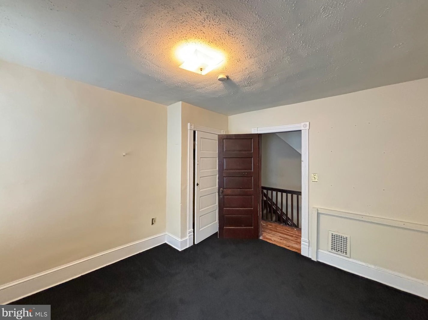 723 King St, Martinsburg WV 25401-2263 exterior