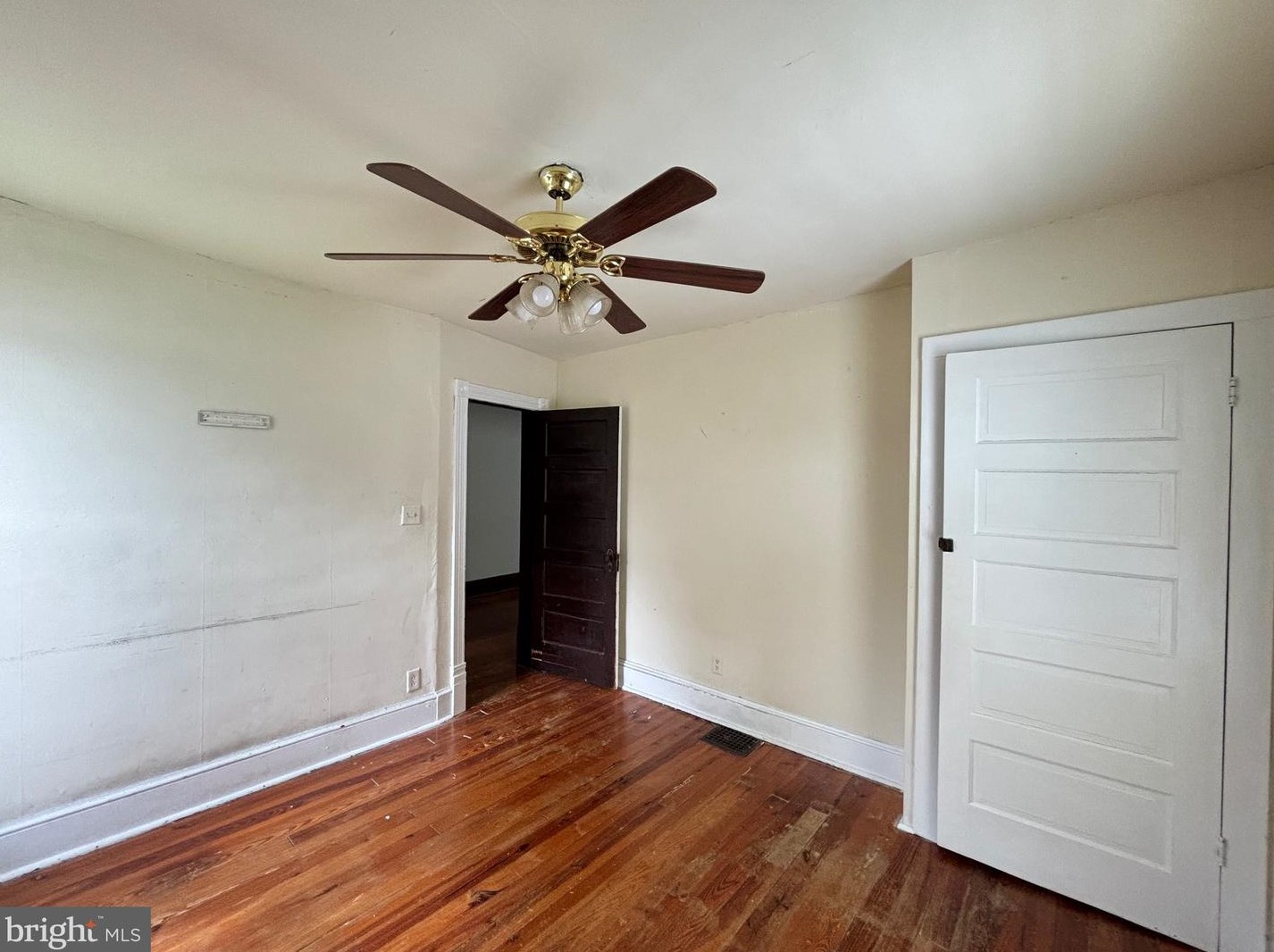 723 King St, Martinsburg WV 25401-2263 exterior