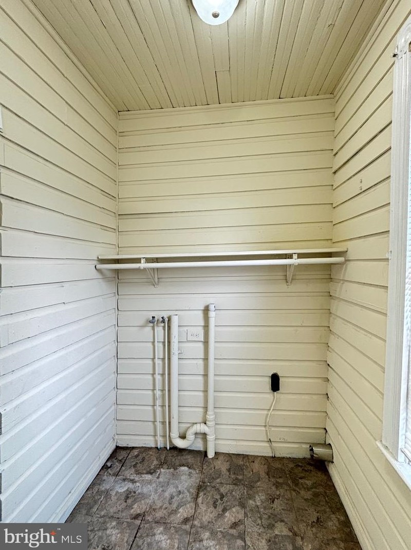 723 King St, Martinsburg WV 25401-2263 exterior