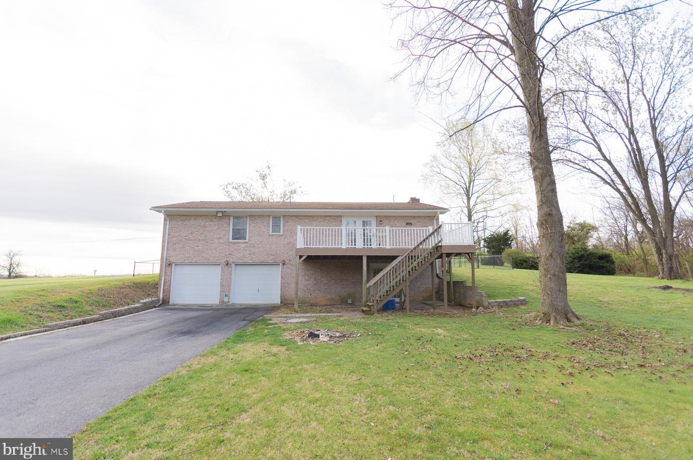 1169 Thatcher Rd, Martinsburg, WV 25403-0909