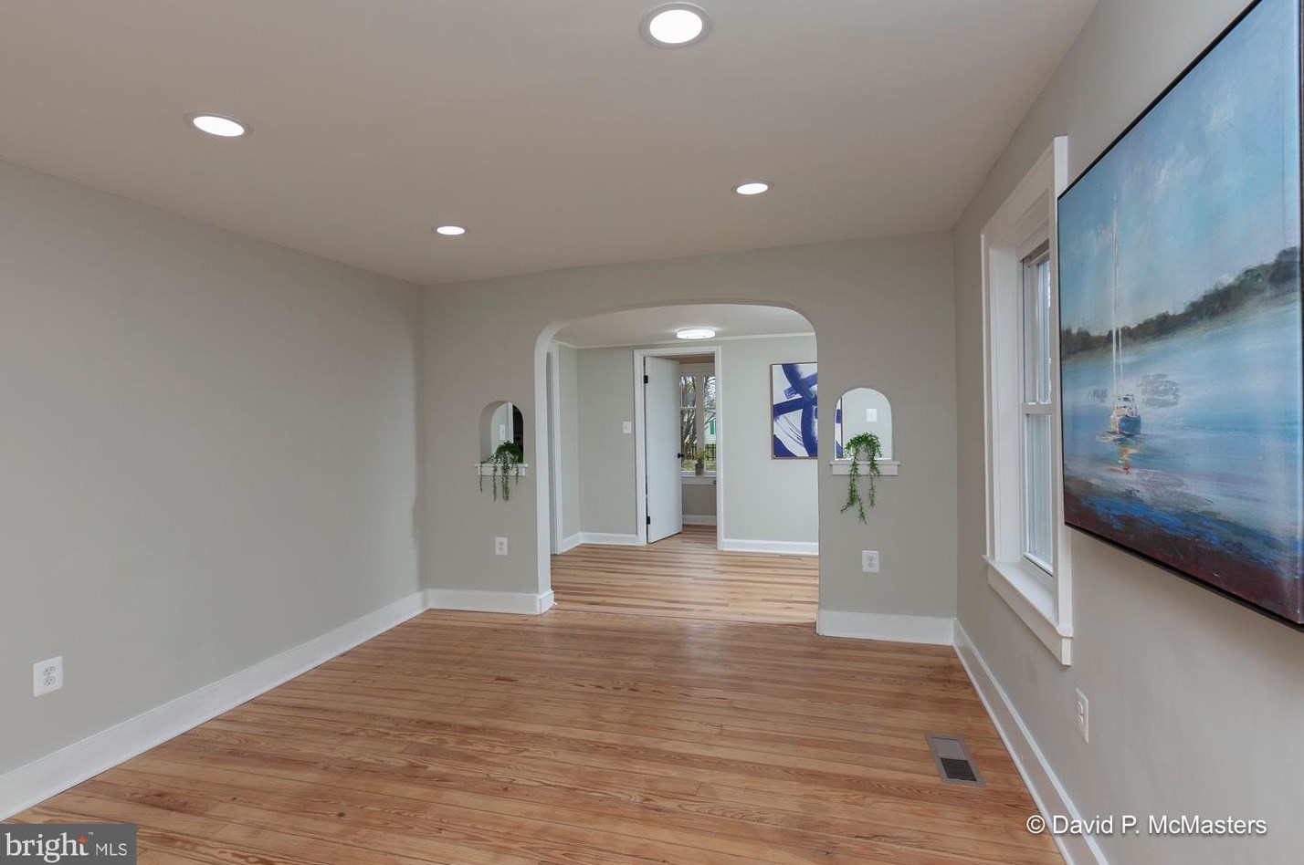 934 Virginia Ave, Martinsburg WV 25401-1737 exterior