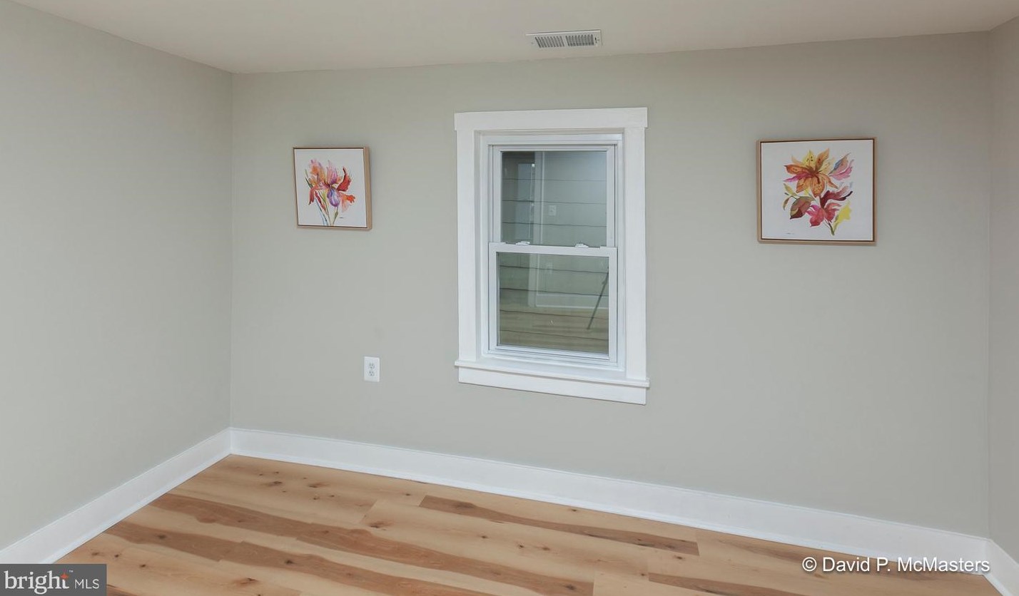 934 Virginia Ave, Martinsburg WV 25401-1737 exterior