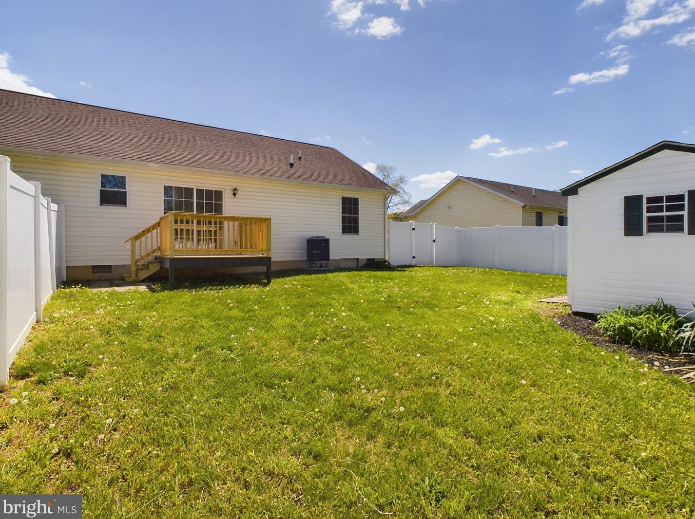 222 Dorothy Ct, Inwood WV  25428-4986 exterior