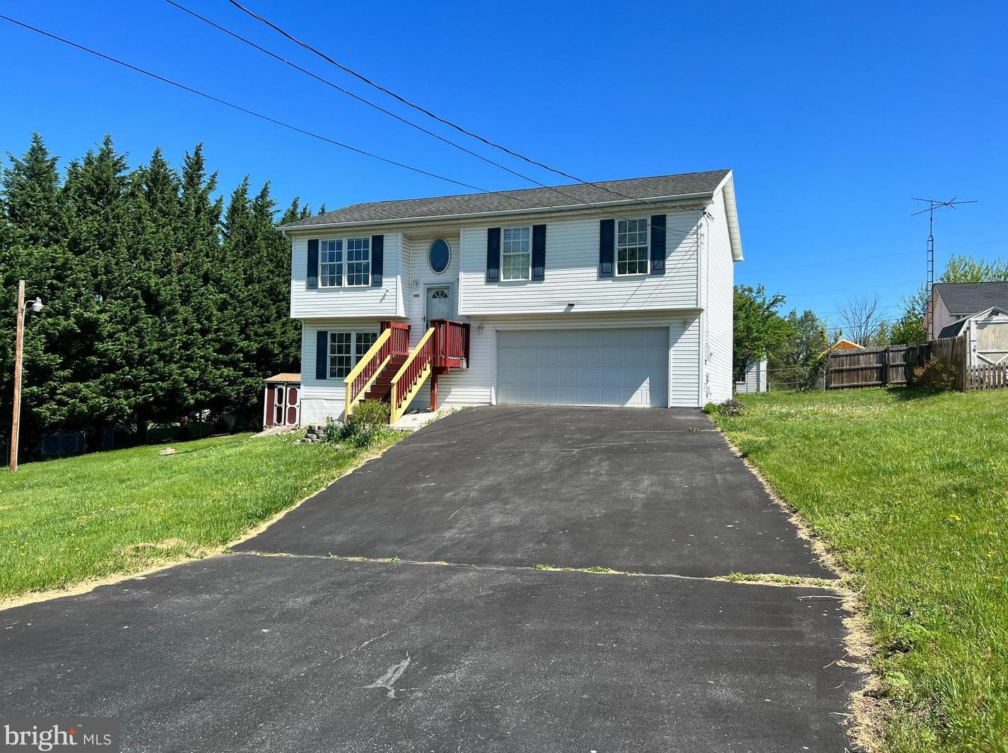 203 Waxed Cherry Ct, Martinsburg, WV 25404-7617