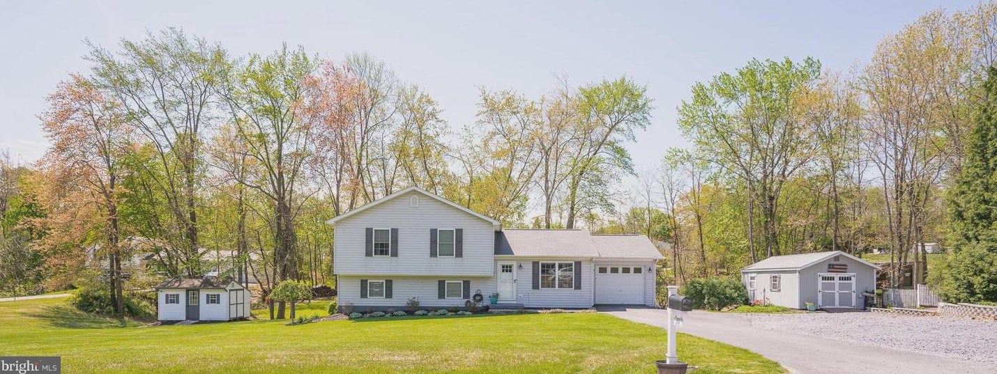 236 All American Way, Martinsburg, WV 25405-8282