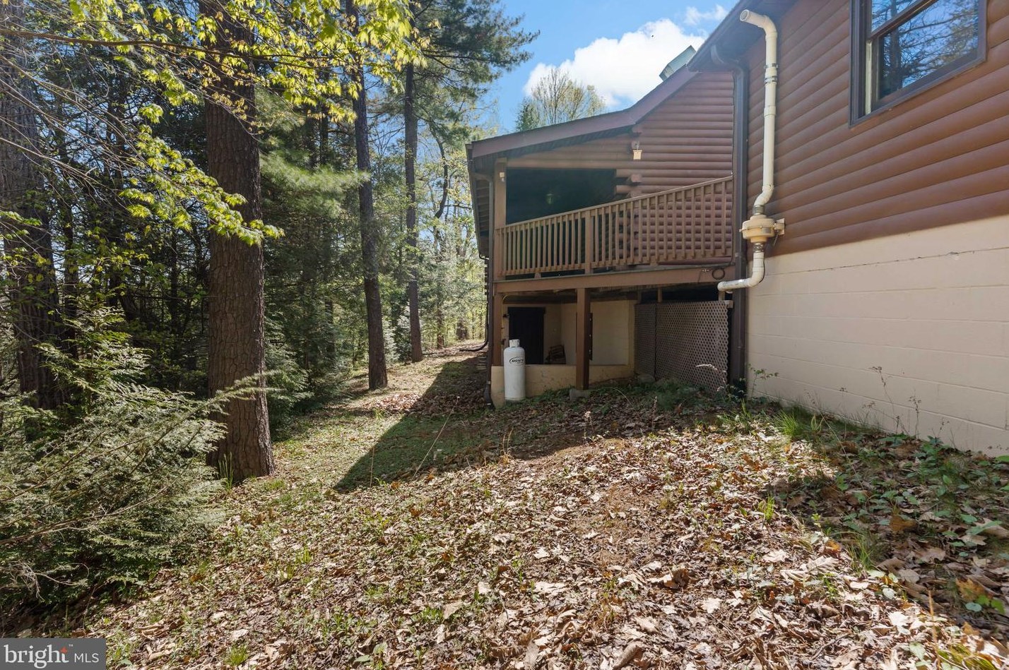 2798 Crossroad School Rd, Hedgesville WV  25427-5198 exterior