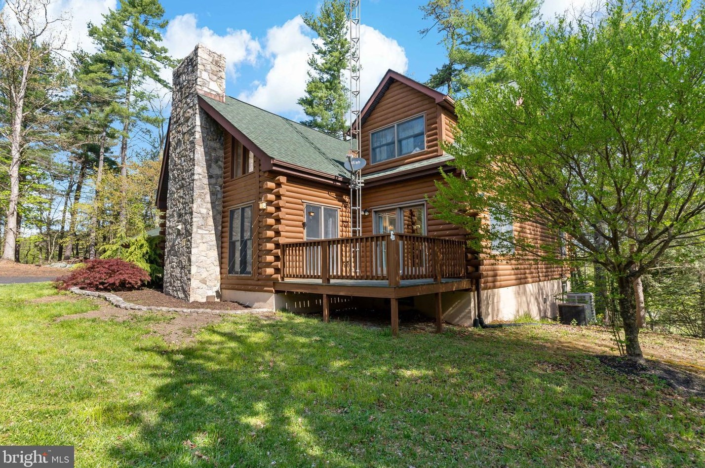 2798 Crossroad School Rd, Hedgesville WV  25427-5198 exterior