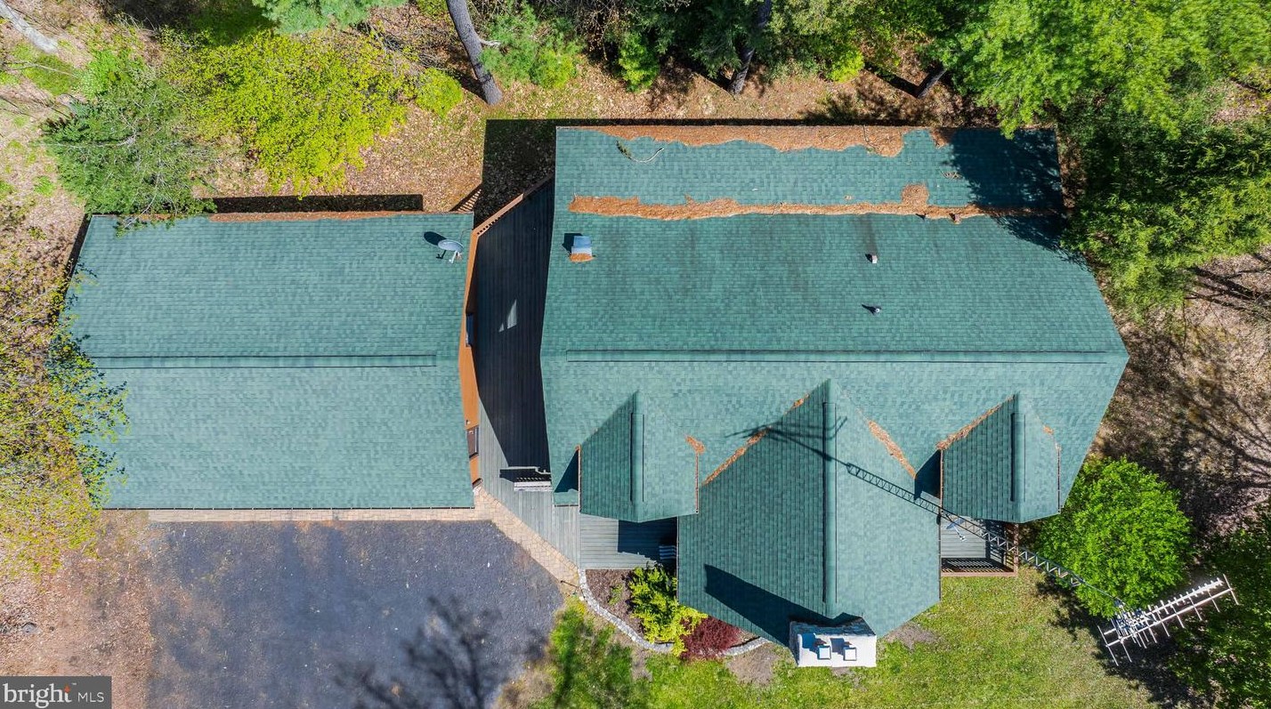 2798 Crossroad School Rd, Hedgesville WV  25427-5198 exterior