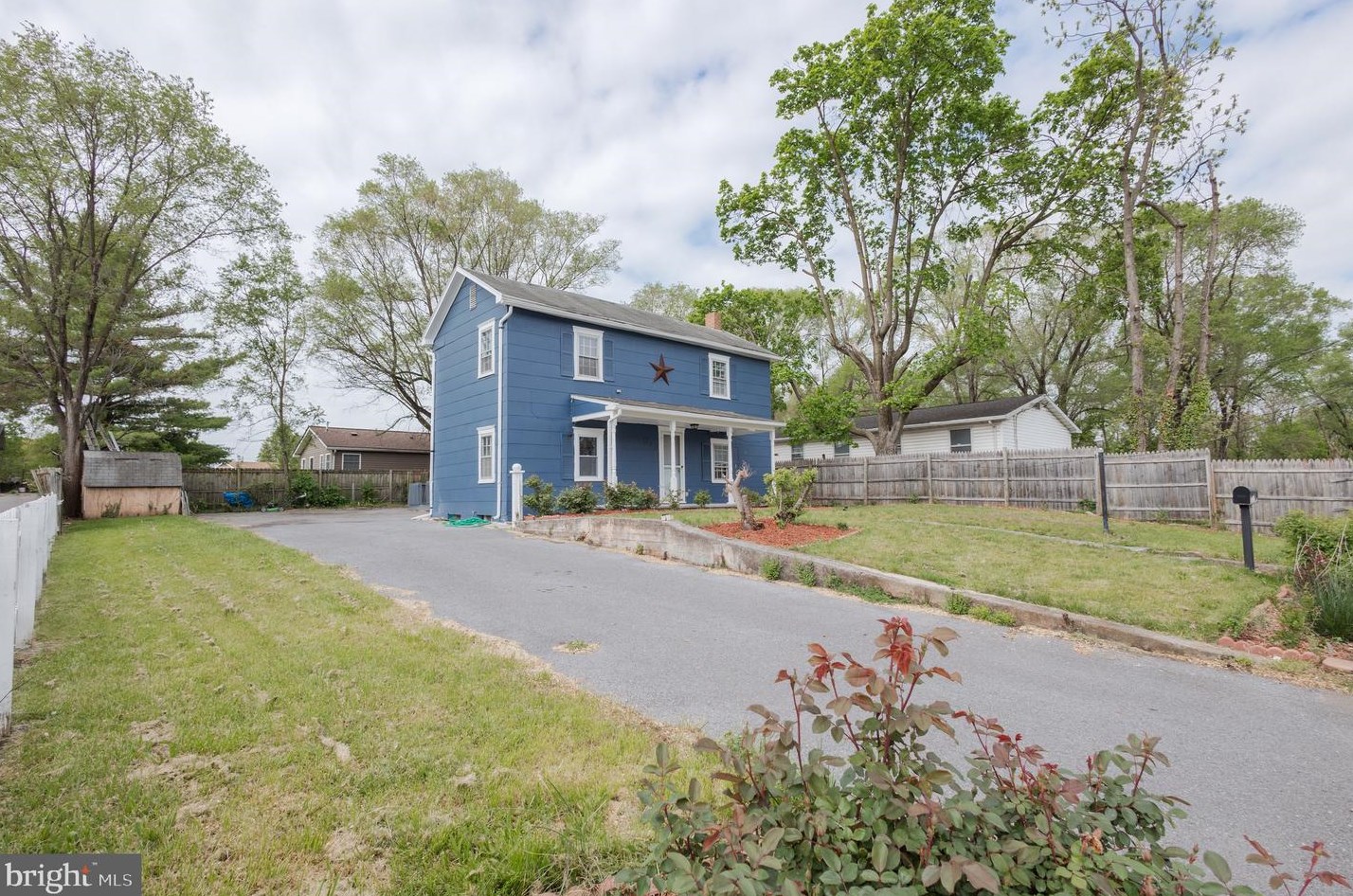 643 W Race St, Martinsburg, WV 25401