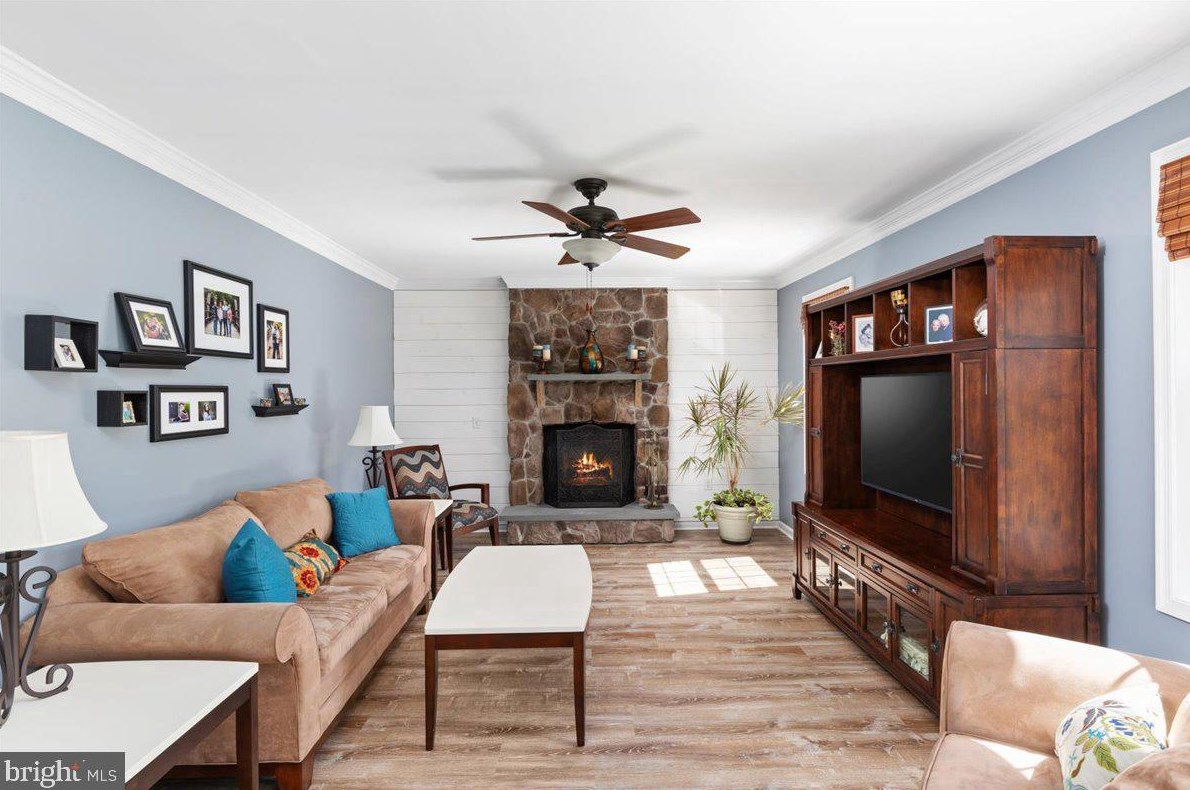 260 Shannon Ct, Inwood WV 25428-3876 exterior