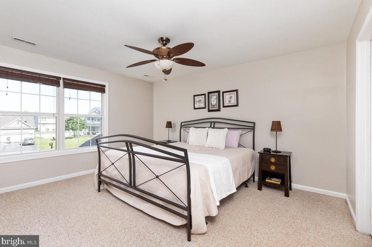 260 Shannon Ct, Inwood WV 25428-3876 exterior