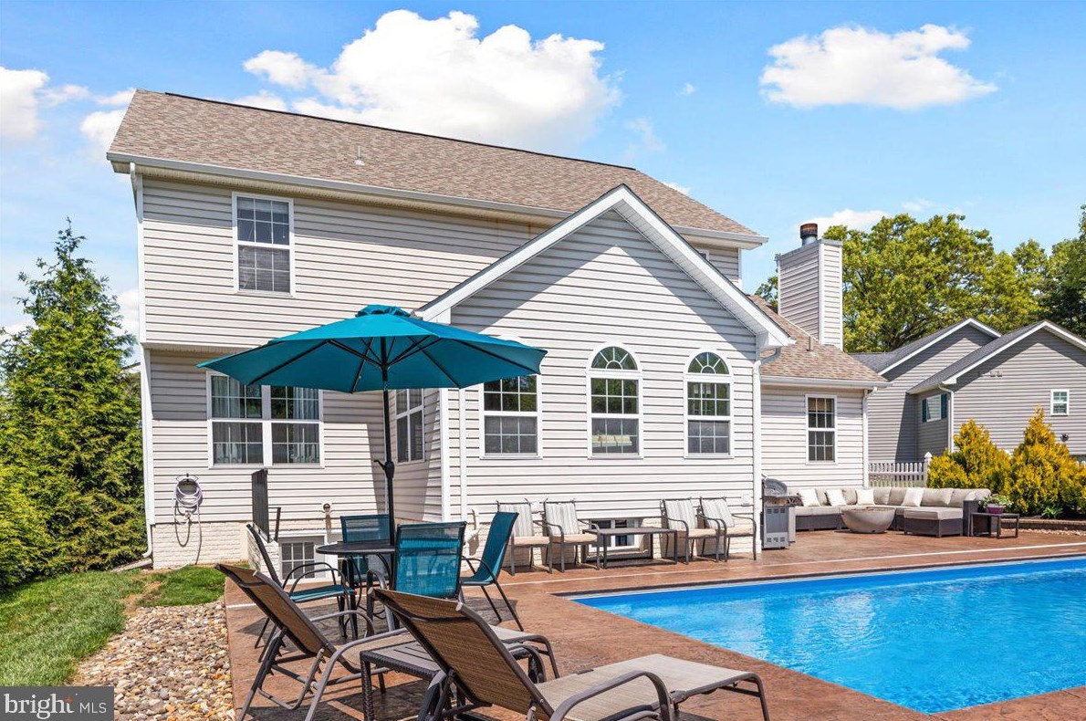 260 Shannon Ct, Inwood WV 25428-3876 exterior