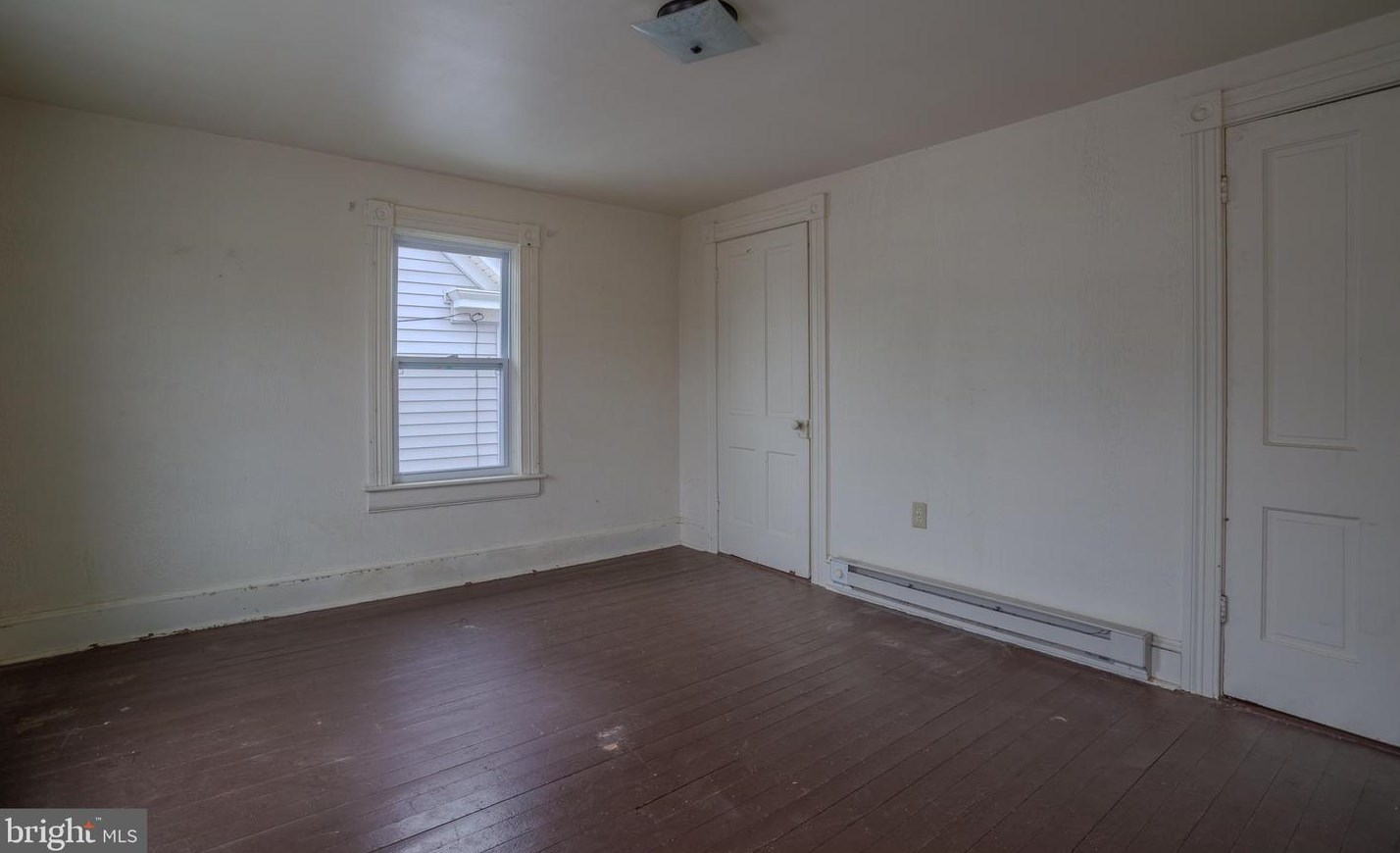 736 Virginia Ave, Martinsburg WV 25405-1644 exterior