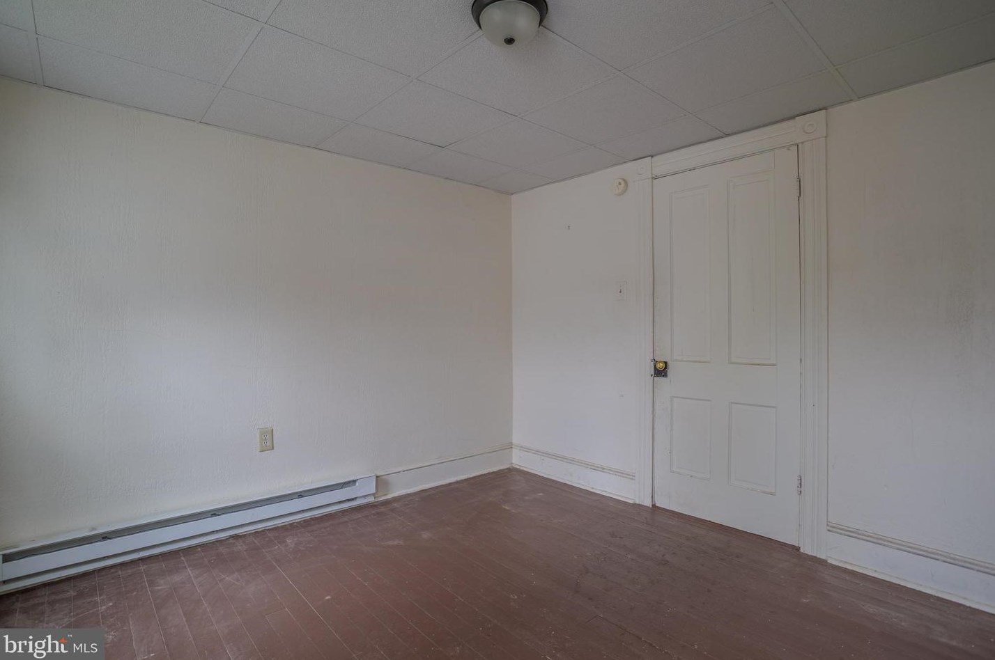 736 Virginia Ave, Martinsburg WV 25405-1644 exterior