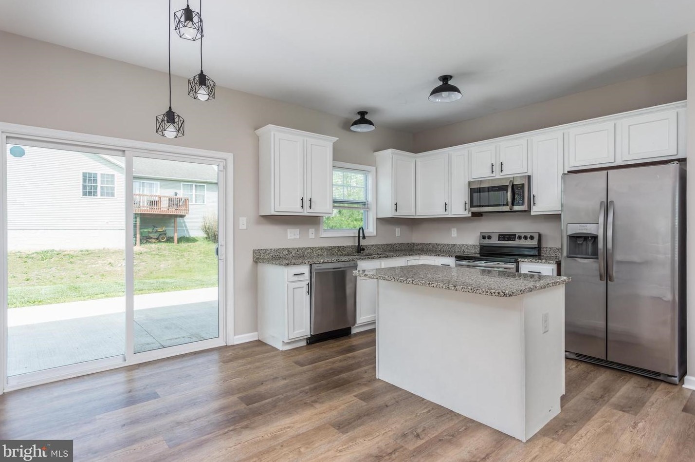 117 Bunting Ave, Martinsburg, WV 25405-2493