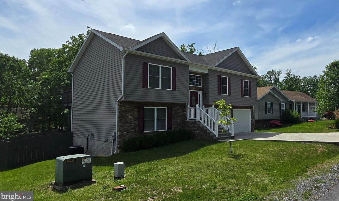 46 Catch Release Ct, Inwood, WV 25428