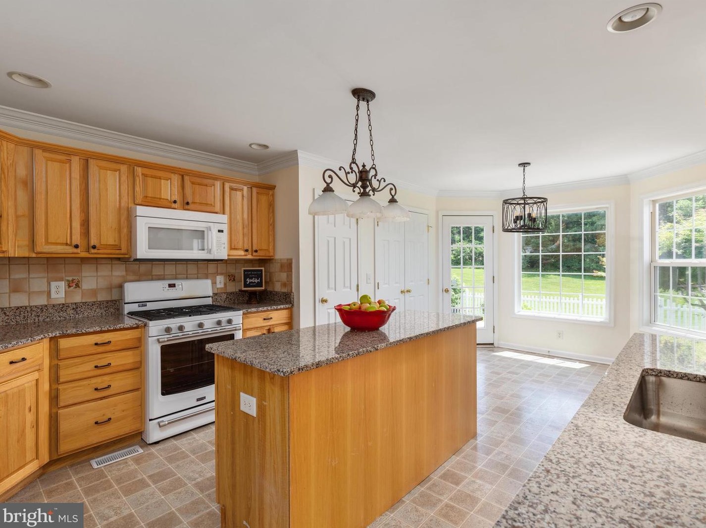 246 Shannon Ct, Inwood WV 25428-3876 exterior