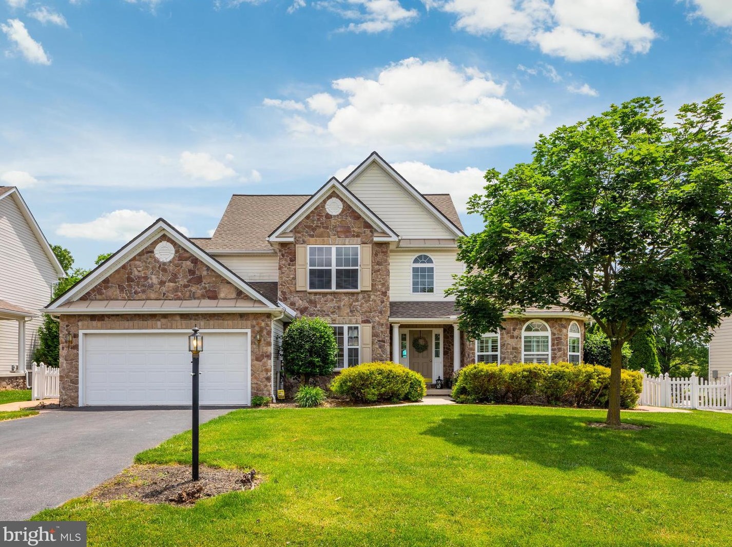 246 Shannon Ct, Inwood, WV 25428