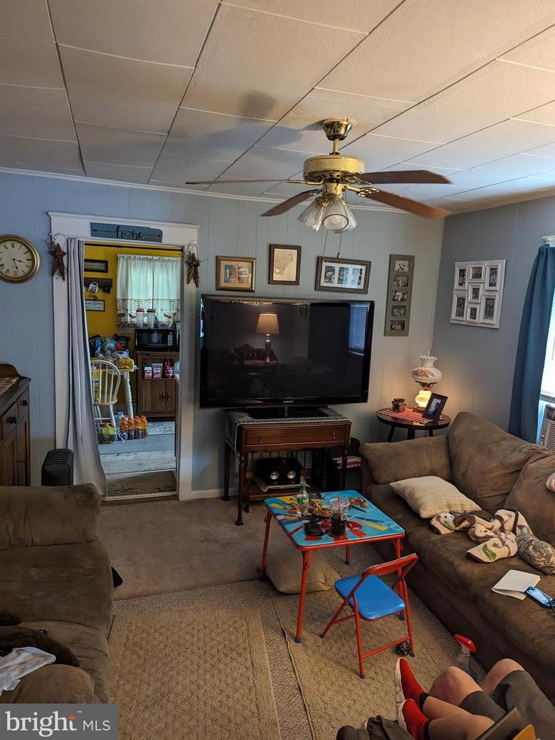 328 Rosemont Ave, Martinsburg WV  25401-2233 exterior