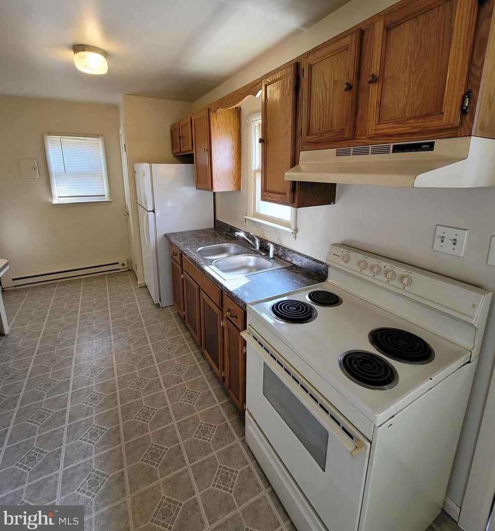 302 N Western Ave Apt 5, Martinsburg, WV 25404