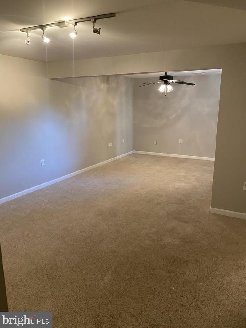 49 Carnegie Links Dr, Martinsburg, WV 25405-5727