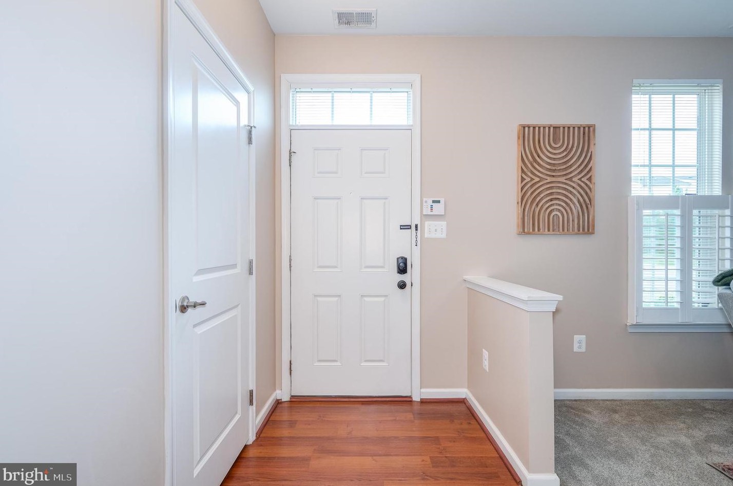 11 Streamside Pl, Falling Waters, WV 25419