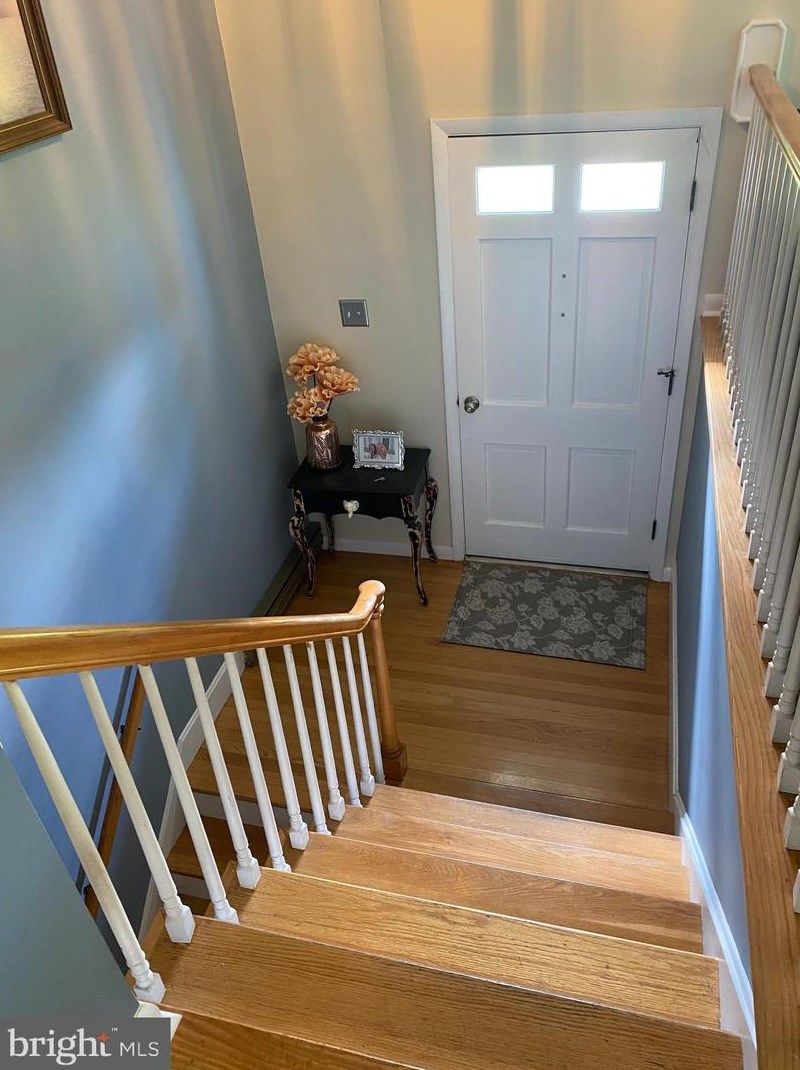 80 Cavalier Ave, Martinsburg, WV 25403
