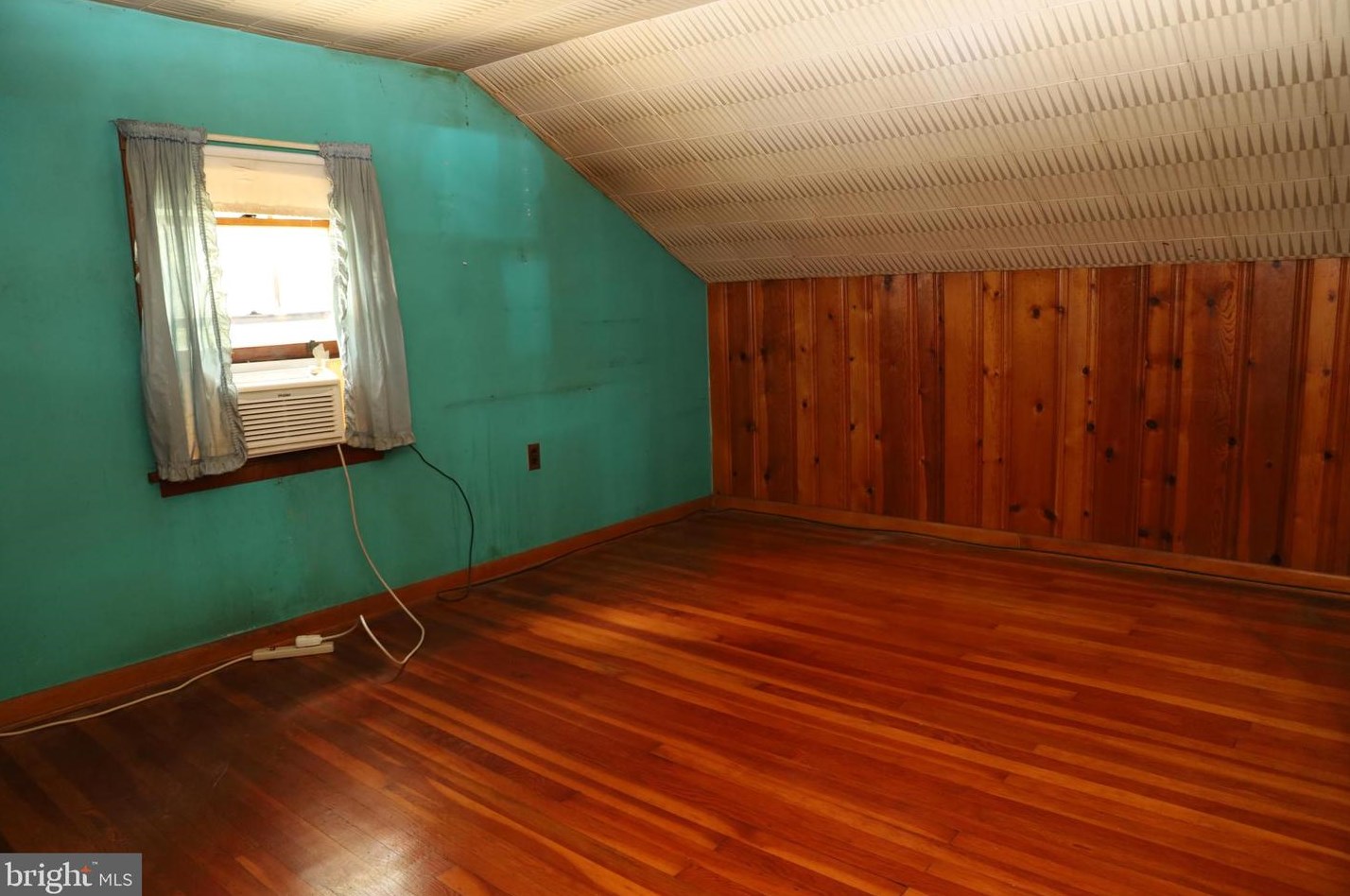 111 Gussie Ave, Martinsburg WV 25404-6197 exterior