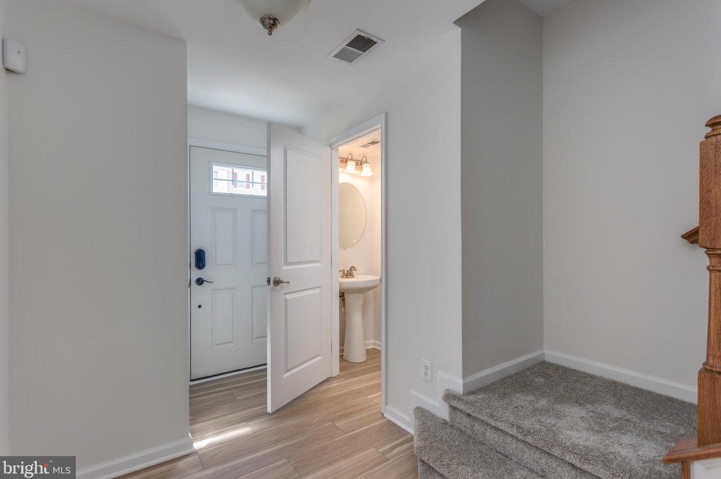 75 Gauley Riv Path, Falling Waters, WV 25419
