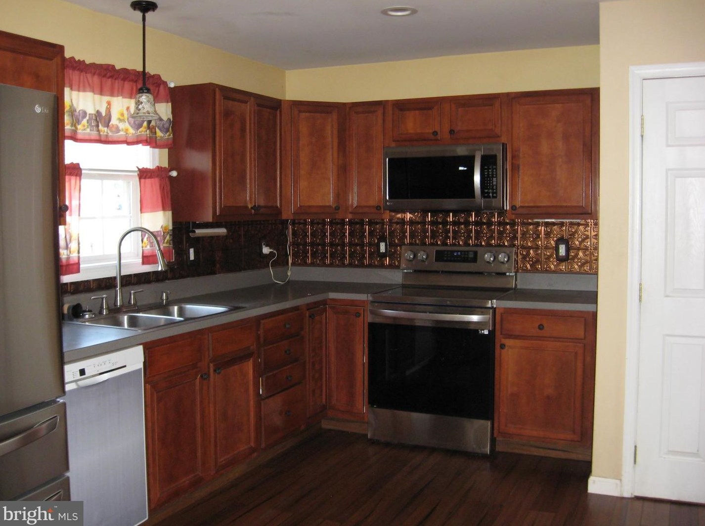161 Reagan Dr, Inwood, WV 25428