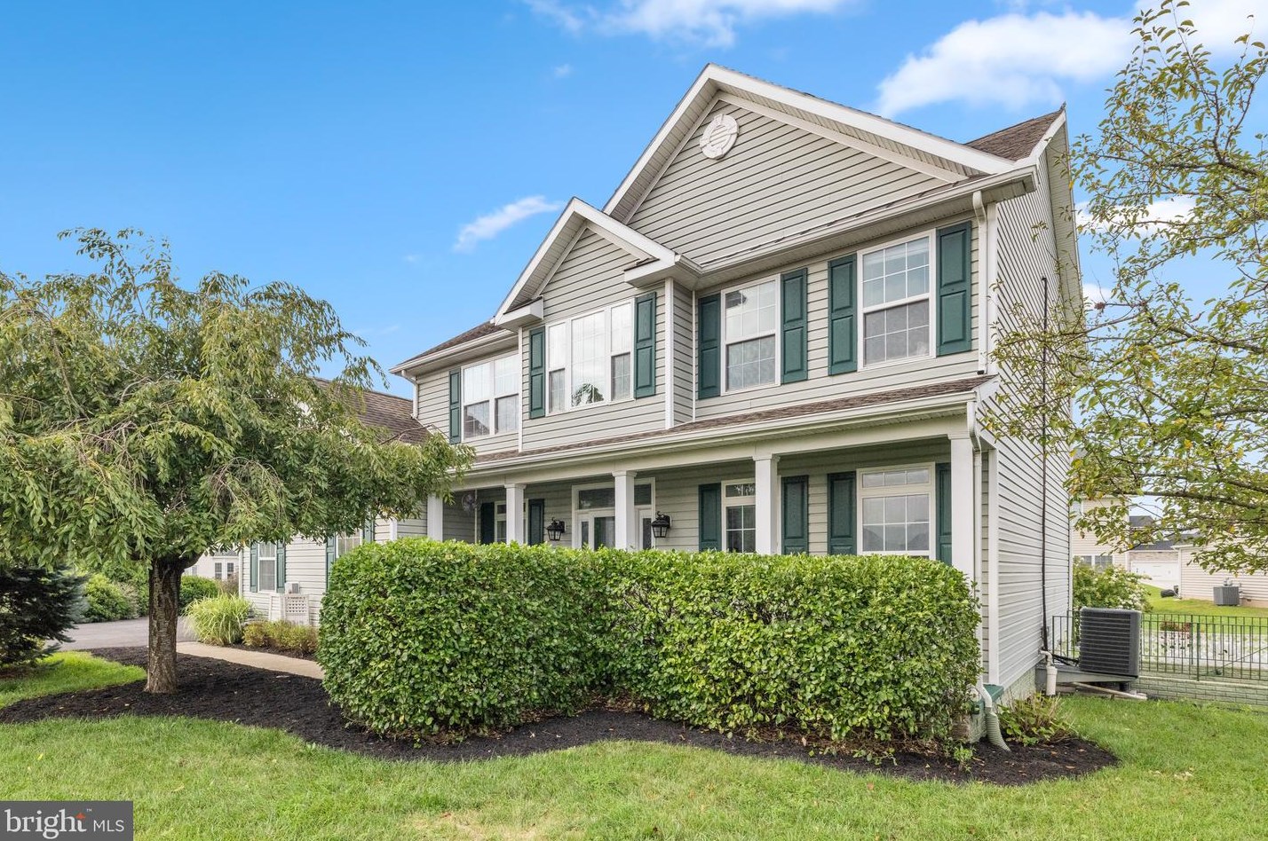 180 Carrera Ct, Inwood, WV 25428