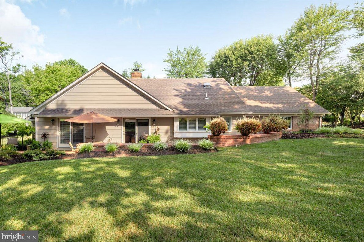 148 Hawick Rd, Inwood, WV 25428