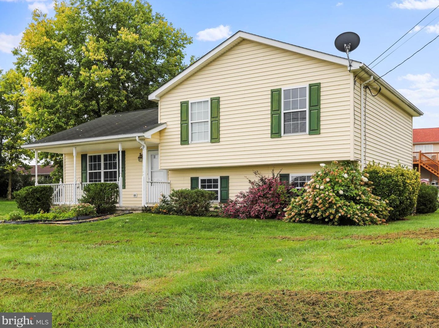227 Corvette Dr, Martinsburg, WV 25405-5120