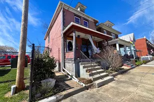 218 N Raleigh St, Martinsburg, WV 25401 - Photo 1