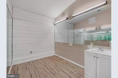 1864 Winchester Avenue, Martinsburg, WV 25405 - Photo 50