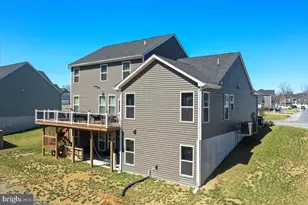 84 Sanibel Wy, Martinsburg, WV 25405 - Photo 2