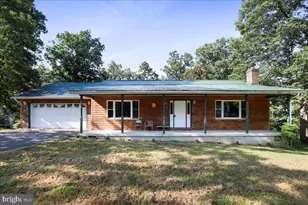246 Poets Ln, Inwood, WV 25428 - Photo 2